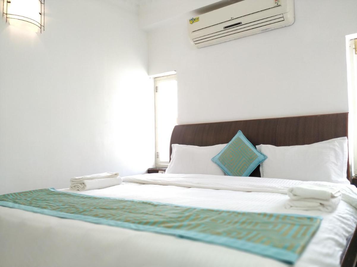 Aum Hotel Puttaparthi Εξωτερικό φωτογραφία